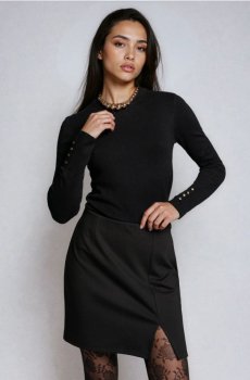 Джемпер з трикотажу в рубчик - чорний