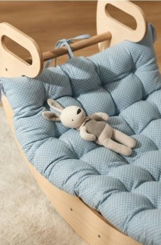 Стьобана підлогова подушка - light blue