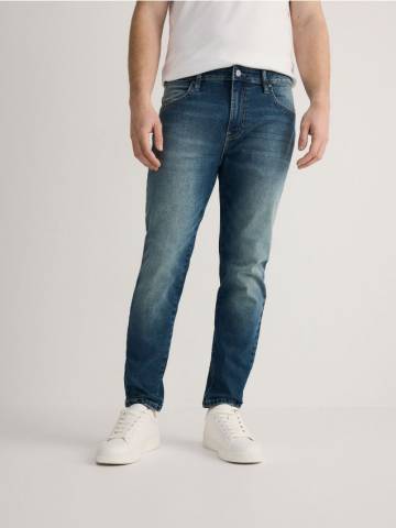 Reserved - Джинси carrot slim з ефектом прання - indigo jeans - YQ347-57J Reserved - Джинси carrot slim з ефектом прання - indigo jeans - YQ347-57J