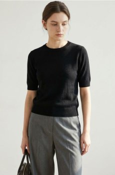 Джемпер з короткими рукавами - чорний