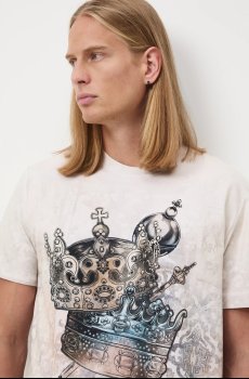 Футболка Medicine