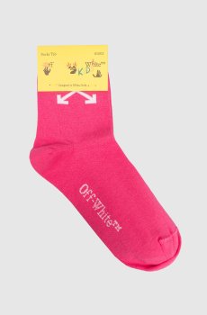 Детские розовые носки с узором эмблемы