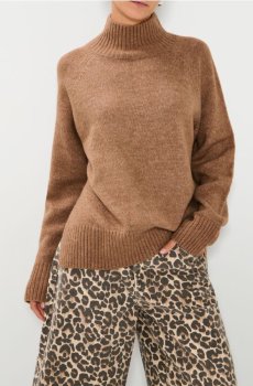 Светр з коміром-стійкою - золотисто-коричневий