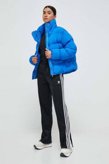 Спортивные штаны adidas Originals цвет чёрный с аппликацией Спортивные штаны adidas Originals цвет чёрный с аппликацией