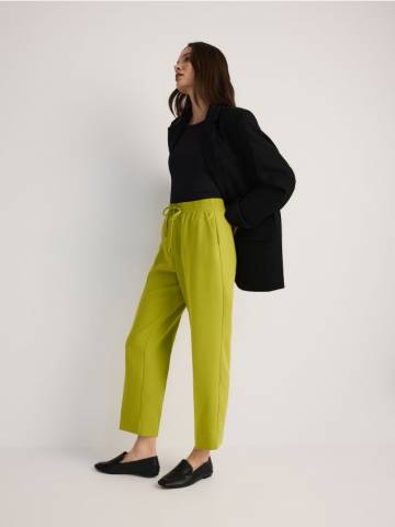 Reserved - LADIES` TROUSERS - жовто-зелений - 699AC-71X Reserved - LADIES` TROUSERS - жовто-зелений - 699AC-71X
