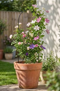 Металева опора для квітів - чорний