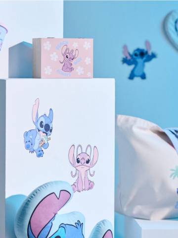 Наклейки на стіну Stitch - різнобарвний Наклейки на стіну Stitch - різнобарвний