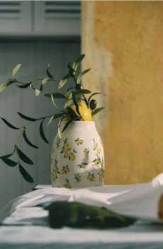 Ваза з лимонним мотивом - білий