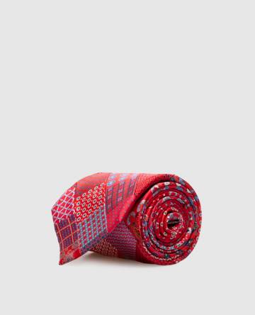 Красный галстук из шелка в стиле пэчворк