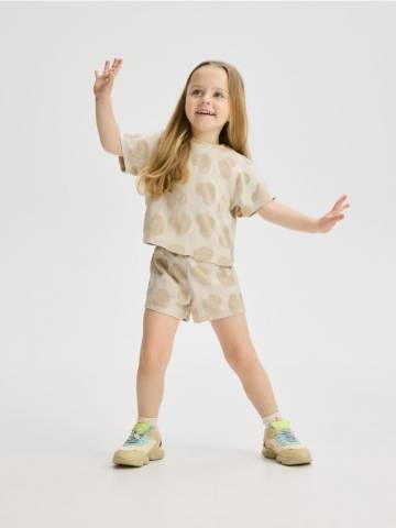 Reserved - BABIES` T-SHIRT & SHORTS - бежевий - 385EC-08X Reserved - BABIES` T-SHIRT & SHORTS - бежевий - 385EC-08X