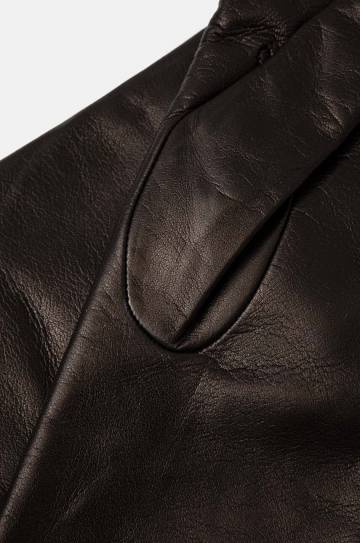 Кожаные перчатки Weekend Max Mara женские цвет чёрный 2425566035600 Кожаные перчатки Weekend Max Mara женские цвет чёрный 2425566035600