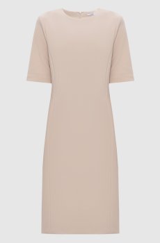 Бежевое платье