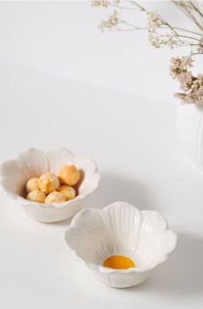 Миска - білий