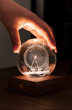 Беспроводная led лампа Gingko Design Amber Crystal Light