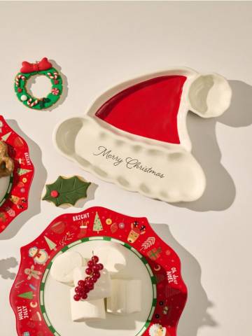 Тарілка - червоний