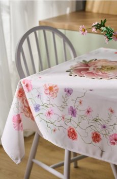 Скатертина з квітковим візерунком - кремовий