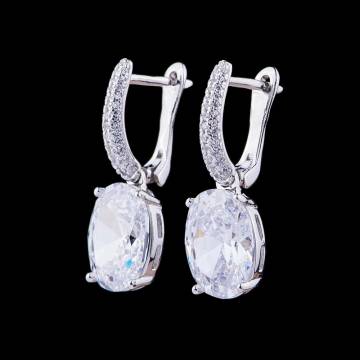 Серебряные серьги с фианитами 122006 Серебряные серьги с фианитами 122006