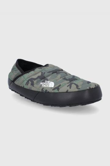 Тапки The North Face M THERMOBALL TRACTION MULE V цвет зелёный NF0A3UZN33U1-33U1 Тапки The North Face M THERMOBALL TRACTION MULE V цвет зелёный NF0A3UZN33U1-33U1