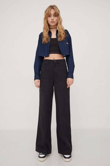 Хлопковая рубашка Tommy Jeans женская цвет синий relaxed классический воротник Хлопковая рубашка Tommy Jeans женская цвет синий relaxed классический воротник