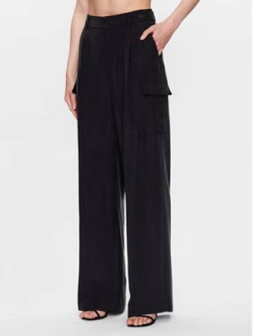 DKNY Штани з тканини P3BKTR20 Чорний Relaxed Fit DKNY Штани з тканини P3BKTR20 Чорний Relaxed Fit