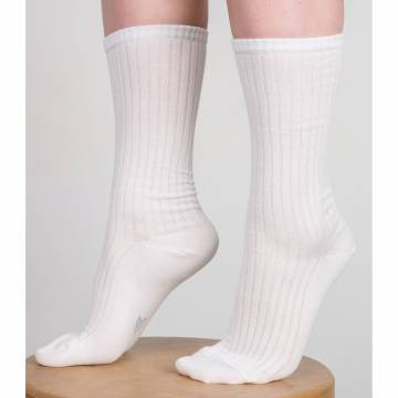 Носки женские MovementStandard MS M0110S высокие, 00 белые, размер 36-40 Носки женские MovementStandard MS M0110S высокие, 00 белые, размер 36-40