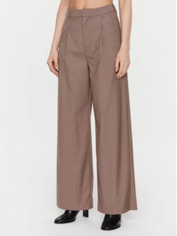 Gestuz Штани з тканини Paula 10905912 Коричневий Relaxed Fit Gestuz Штани з тканини Paula 10905912 Коричневий Relaxed Fit