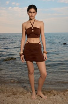 Комплект із топа і спідниці у відтінку шоколадний фондан
