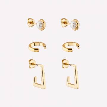Серебряные серьги с позолотой Minimal В-10 15350 Бандл Простота формы Серебряные серьги с позолотой Minimal В-10 15350 Бандл Простота формы