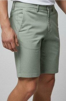 Шорти-чиноси - блідо-зелений