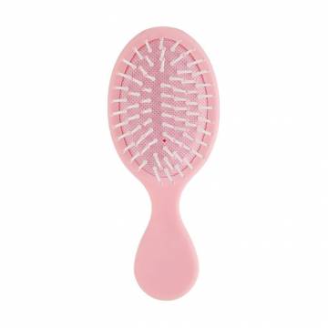 Детская щетка для волос Cosmo Shop Единорог, мини, 14*6 см, розовая с белыми пластиковыми зубчиками, 1 шт (CS398) Детская щетка для волос Cosmo Shop Единорог, мини, 14*6 см, розовая с белыми пластиковыми зубчиками, 1 шт (CS398)
