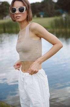 Кроп топ бежевий Estro ER00112729