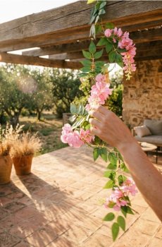 Гірлянда зі штучної рослини - пастельний рожевий