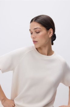 Reserved - Футболка з високим вмістом модалу - бежевий - 565GA-08X