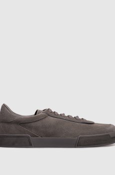 Серые замшевые кроссовки с тиснением логотипа