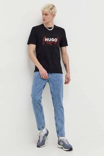 Хлопковая футболка HUGO мужской цвет чёрный с принтом Хлопковая футболка HUGO мужской цвет чёрный с принтом