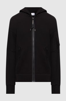 Черная спортивная куртка с логотипом патча