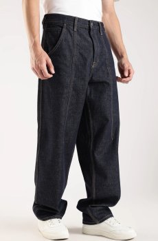 Calvin Klein Jeans Men Relaxed Fit Mid-Rise Jeans