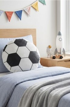 Декоративна подушка з мотивом м’яча - різнобарвний