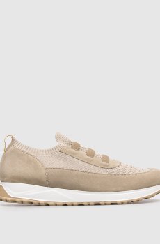 Бежевые комбинированные кроссовки с логотипом