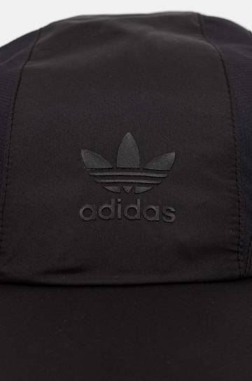 Кепка adidas Originals цвет чёрный с аппликацией IW8629 Кепка adidas Originals цвет чёрный с аппликацией IW8629