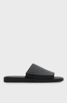 Мужские черные кожаные слайдеры SQ Черный 40 Calvin Klein HM0HM02103