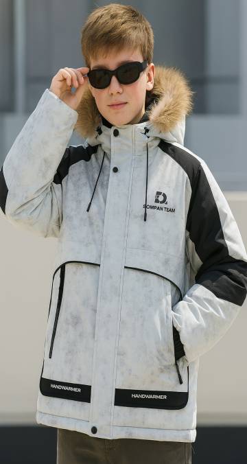 Дитячі куртки Lemanta Зимова куртка для хлопчика з хутром, що відстібається на капюшоні. 152 см (25036)