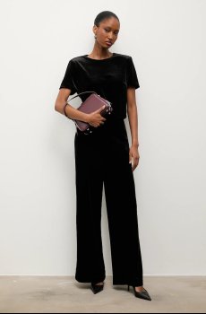 Велюровая блузка Answear.LAB