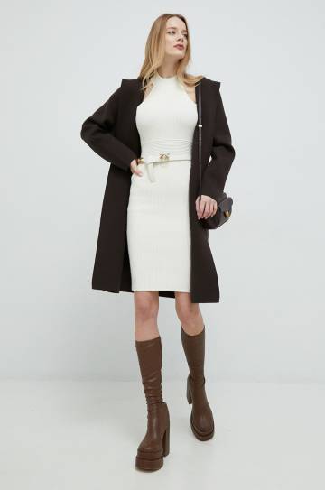 Платье Guess цвет бежевый mini облегающее Платье Guess цвет бежевый mini облегающее
