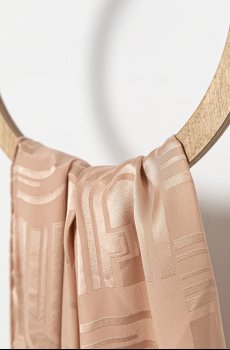 Шелковая шаль Furla