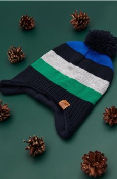 Шапка в смужку з помпоном - темно-синій