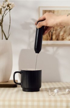 Молоковіддільник та віночок 2 в 1 з USB - чорний