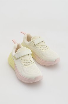 Reserved - Спортивне взуття - кремовий - 803IS-01X