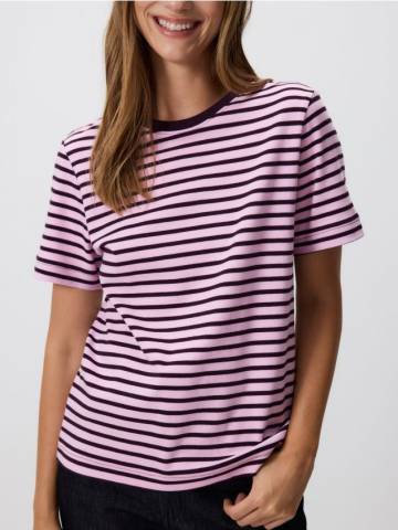 Reserved - Футболка regular fit з мерсеризованої бавовни - темно-фіолетовий - 2292T-49X