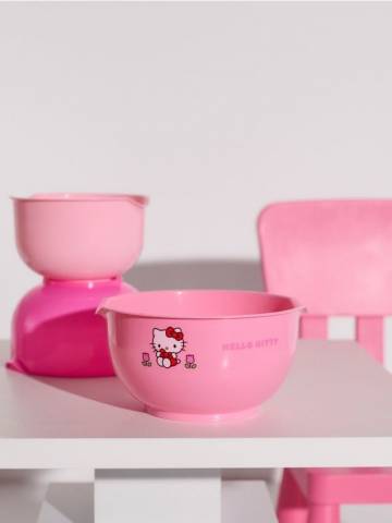 Комплект з 3 мисок Hello Kitty - різнобарвний Комплект з 3 мисок Hello Kitty - різнобарвний